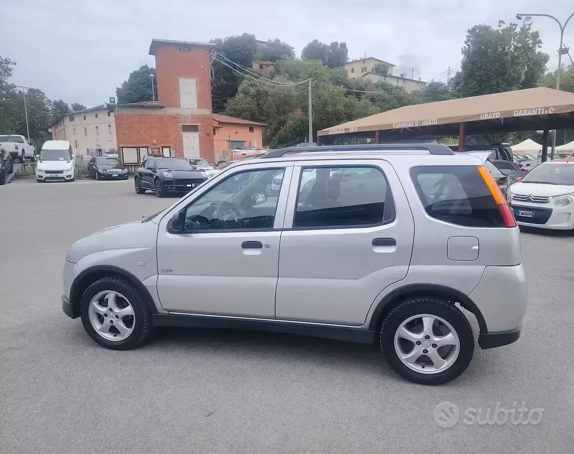 Usata Suzuki Ignis GL 94 CV (69 kW) 2007 Grigio Utilitaria
