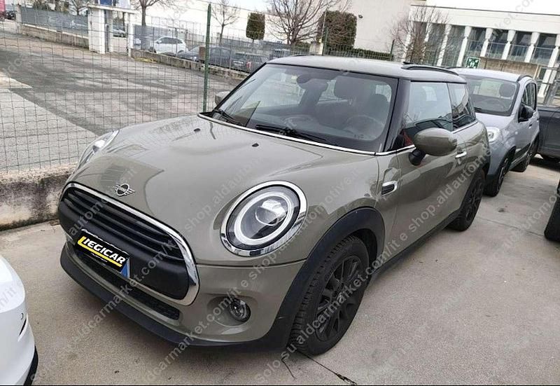 Usata Mini ONE 75 CV (55 kW) 2020 Emerald grey metallizzato Utilitaria