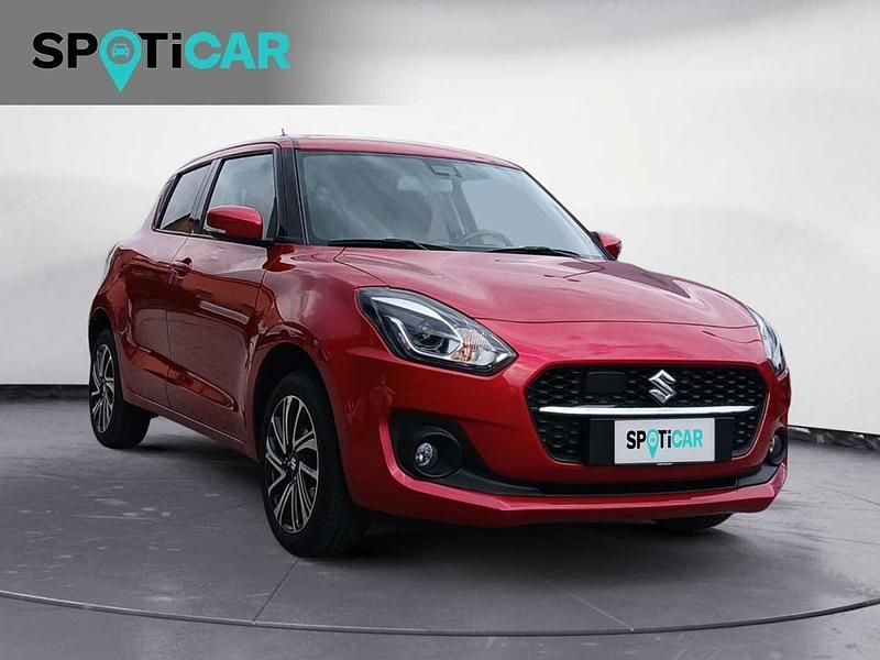 Usata Suzuki Swift 83 CV (61 kW) 2022 Rosso Utilitaria