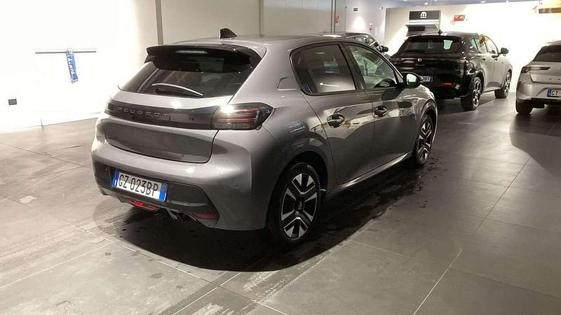 Usata Peugeot 208 Allure 101 CV (74 kW) 2025 Grigio Utilitaria