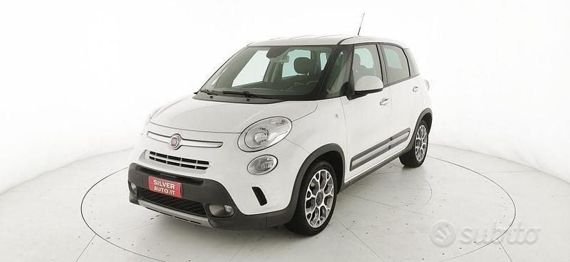 Usata Fiat 500L Trekking 95 CV (69 kW) 2015 Bianco Monovolume