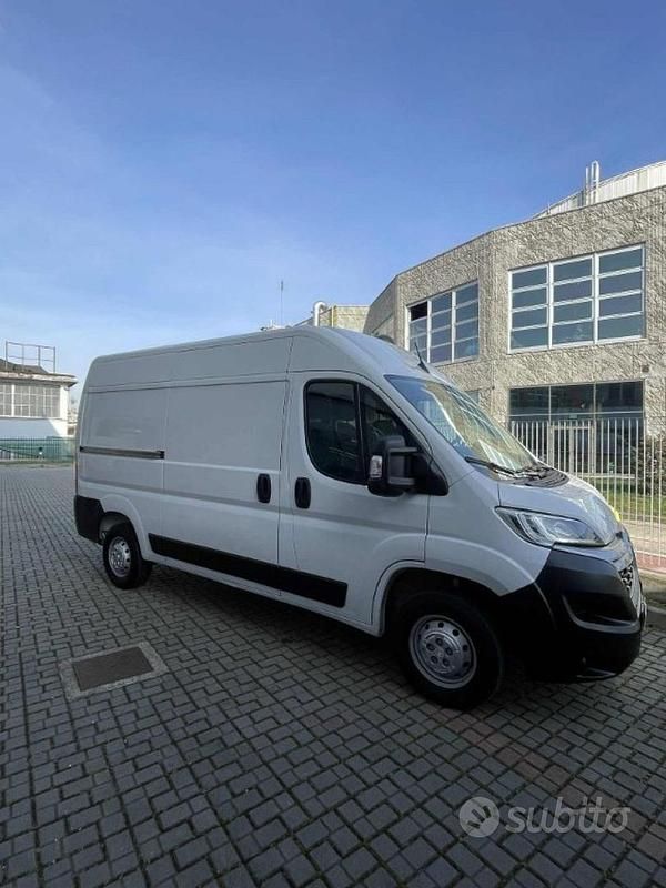 Usata Fiat Ducato S 120 CV (88 kW) 2023 Bianco Furgone