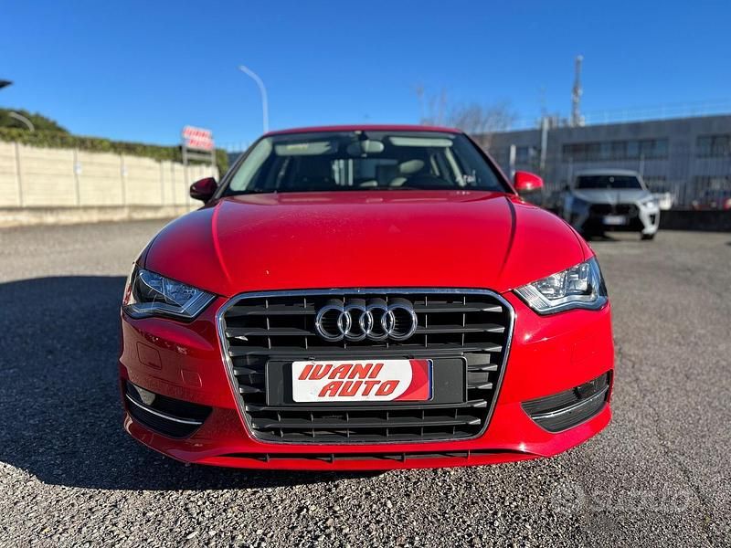 Usata Audi A3 Ambiente 110 CV (80 kW) 2014 Rosso Berlina