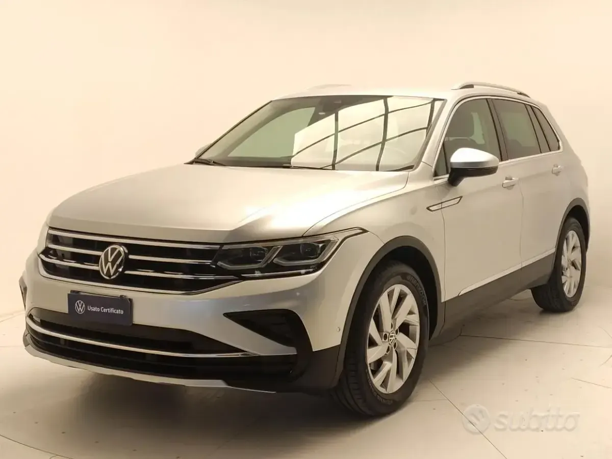 Usata VW Tiguan Elegance 150 CV (110 kW) 2022 Grigio SUV