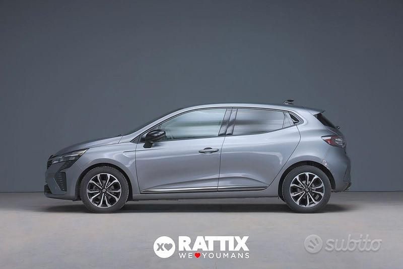 Usata Renault Clio V Techno 91 CV (66 kW) 2025 Grigio Berlina