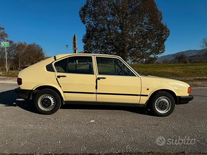 Usata Alfa Romeo Alfasud 79 CV (58 kW) 1980 Berlina