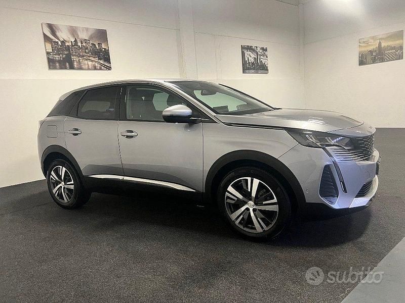 Usata Peugeot 3008 Allure 131 CV (96 kW) 2021 Grigio SUV