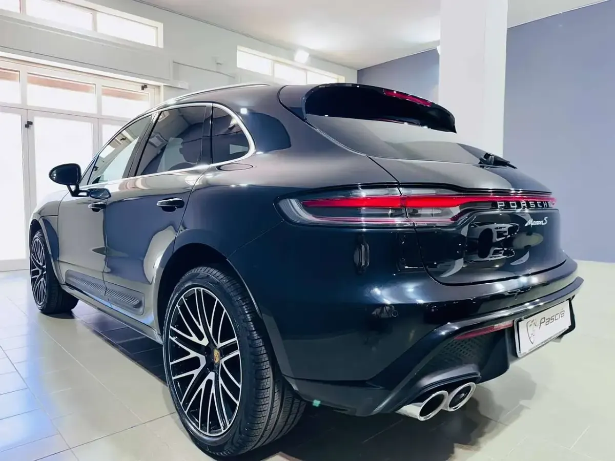 Usata Porsche Macan 381 CV (280 kW) 2022 Nero jet met. SUV