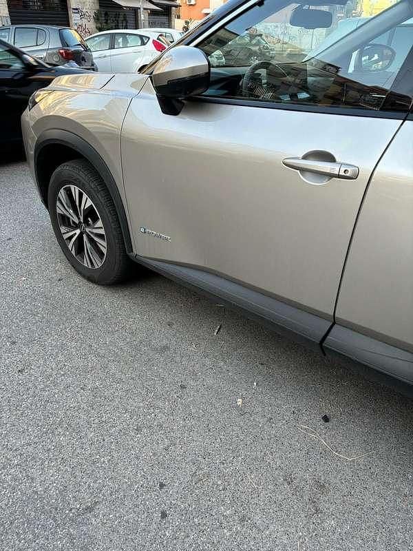 Usata Nissan X-Trail 158 CV (116 kW) 2023 Beige SUV