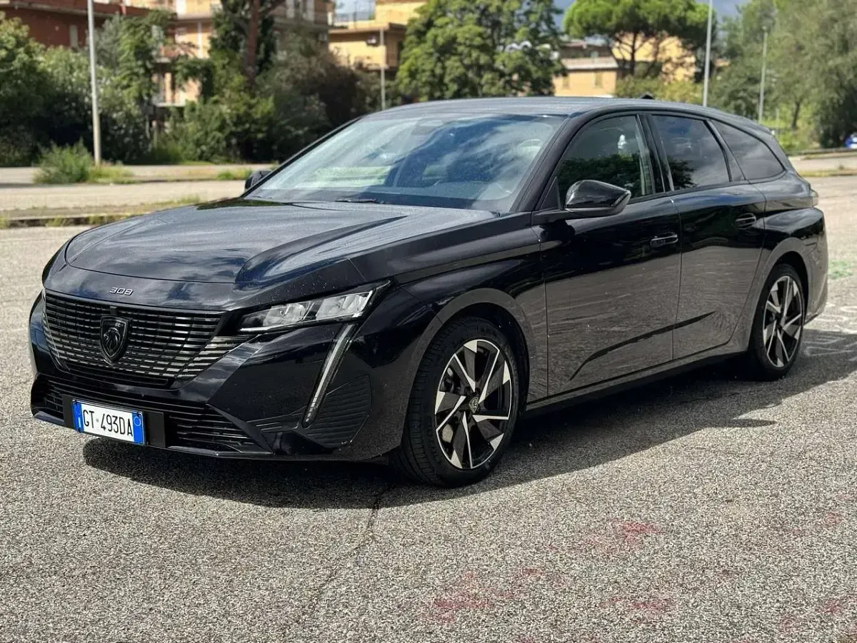 Usata Peugeot 308 SW Allure 131 CV (96 kW) 2024 Nero Station wagon