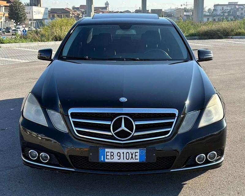 Usata Mercedes E250 AMG 204 CV (150 kW) 2010 Berlina