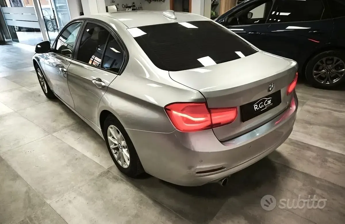 Usata BMW 316 Advantage 116 CV (85 kW) 2016 Grigio Berlina