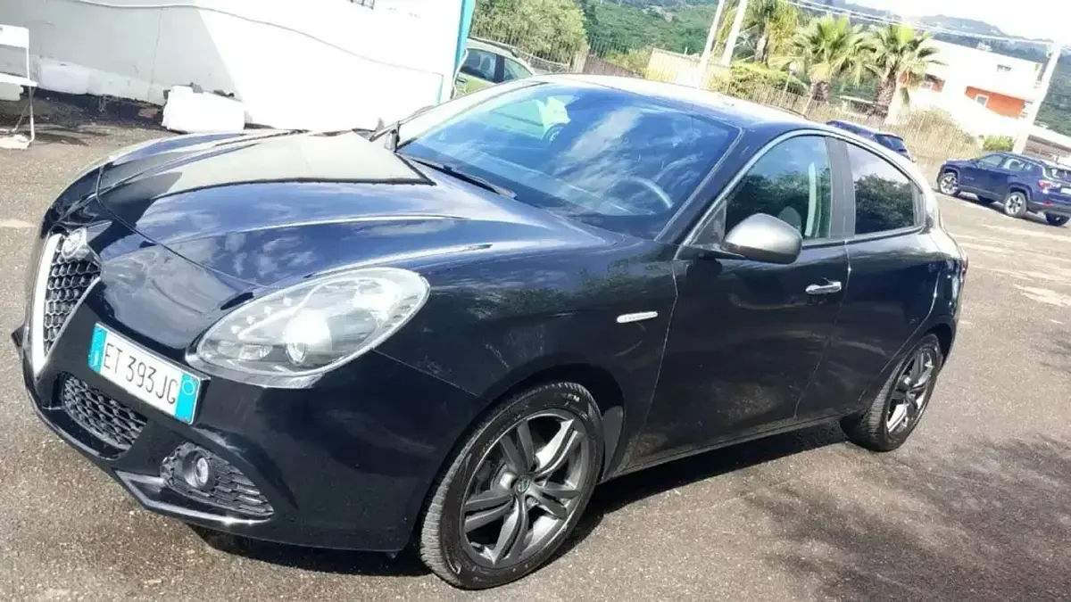 Usata Alfa Romeo Giulietta Exclusive 105 CV (77 kW) 2014 Utilitaria