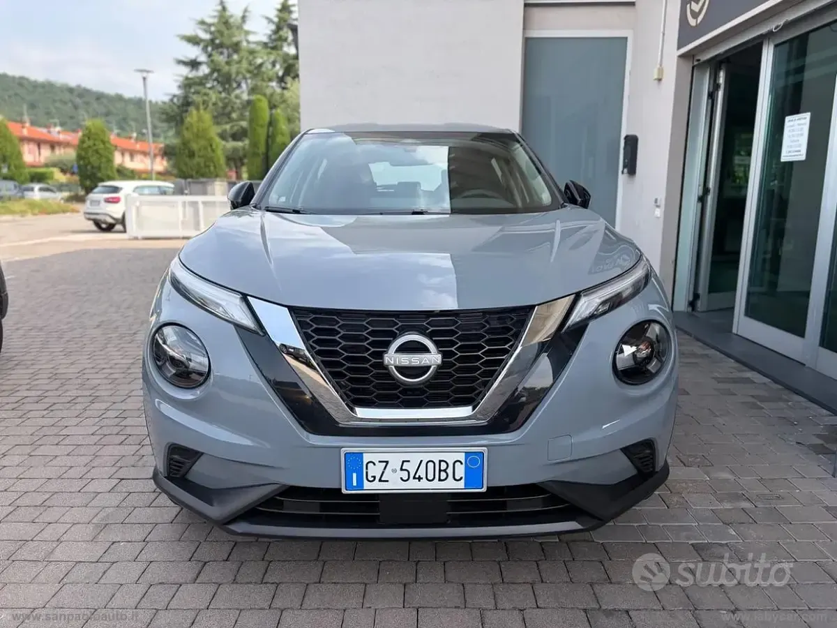 Usata Nissan Juke Acenta 114 CV (83 kW) 2025 Grigio SUV