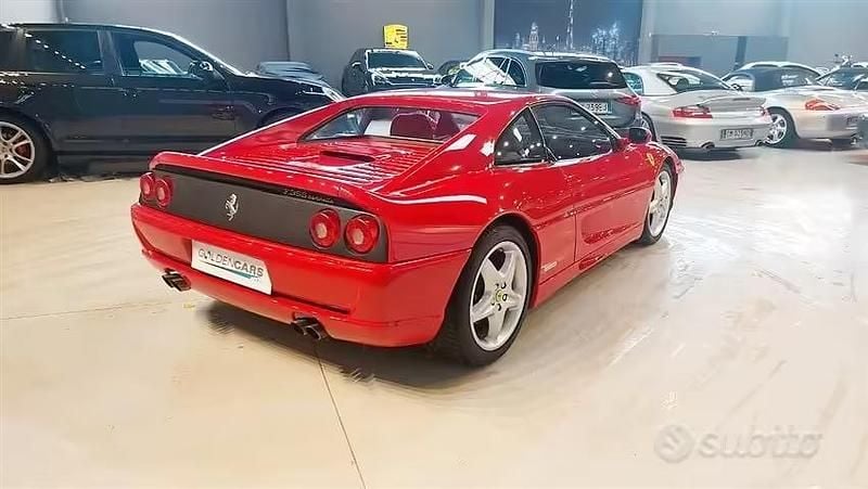 Usata Ferrari F355 381 CV (280 kW) 1996 Rosso Coupé