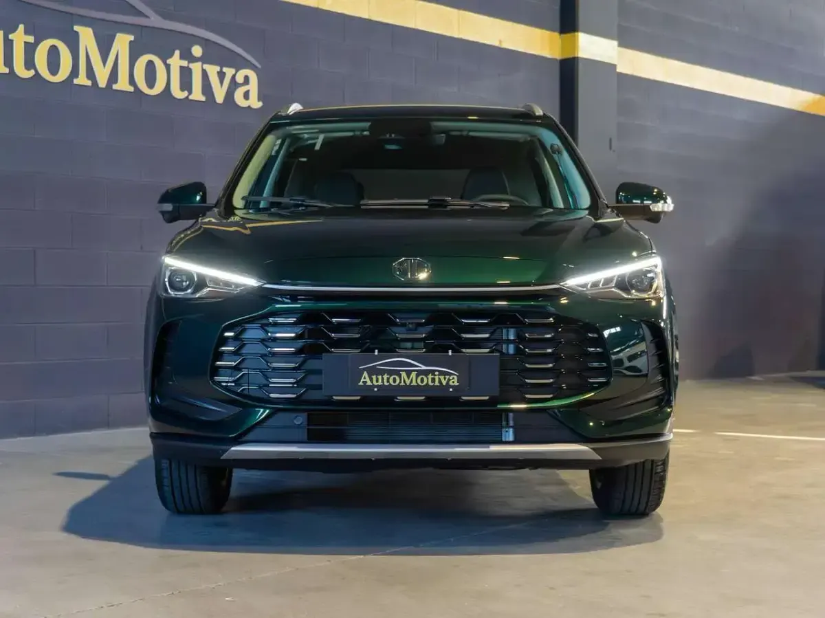 Nuova MG ZS Comfort 116 CV (85 kW) 2026 British green SUV