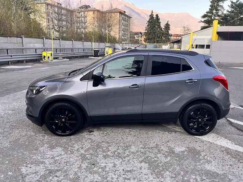 Usata Opel Mokka X 140 CV (102 kW) 2017 Grigio SUV
