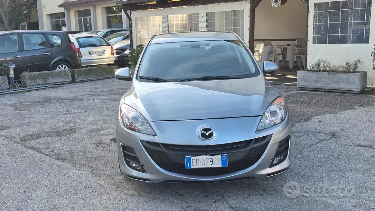 Usata Mazda 3 109 CV (80 kW) 2010 Grigio Berlina