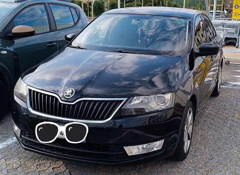 Nero Usata 2014 Skoda Rapid Elegance Tre volumi | 6500 € - Immagine 1/4