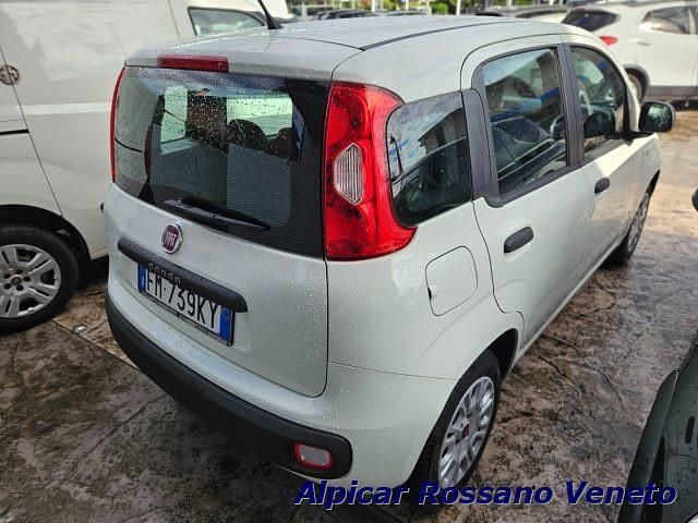 Usata Fiat Panda Easy 95 CV (69 kW) 2017 Bianco pastello Utilitaria