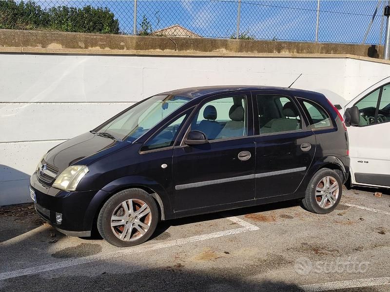 Usata Opel Meriva 2004 Nero Monovolume