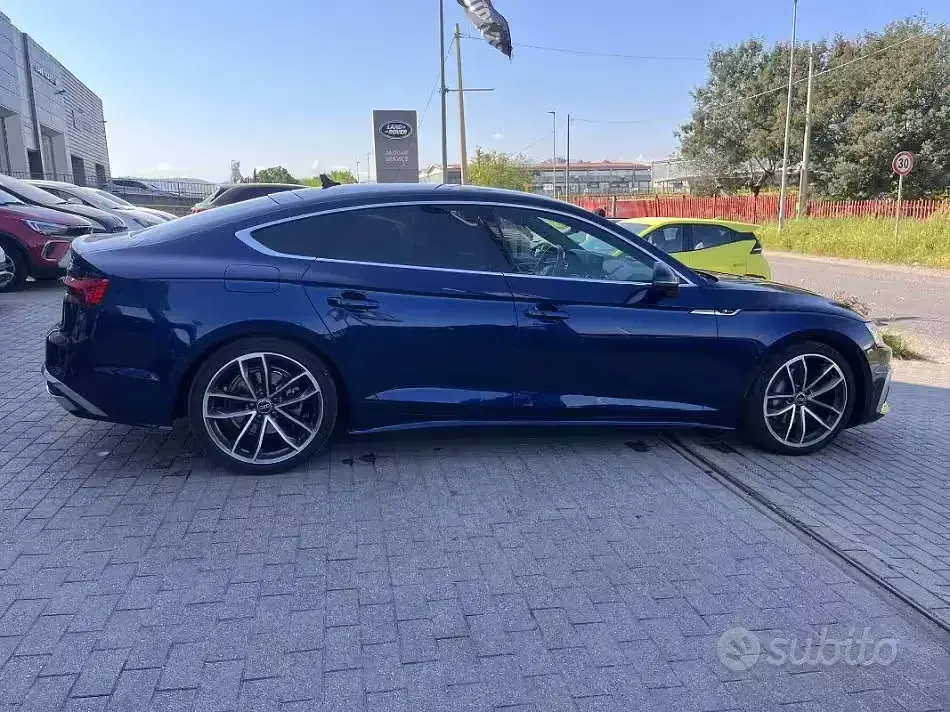 Usata Audi A5 Sportback S-Line 204 CV (150 kW) 2022 Bluazzurro Utilitaria