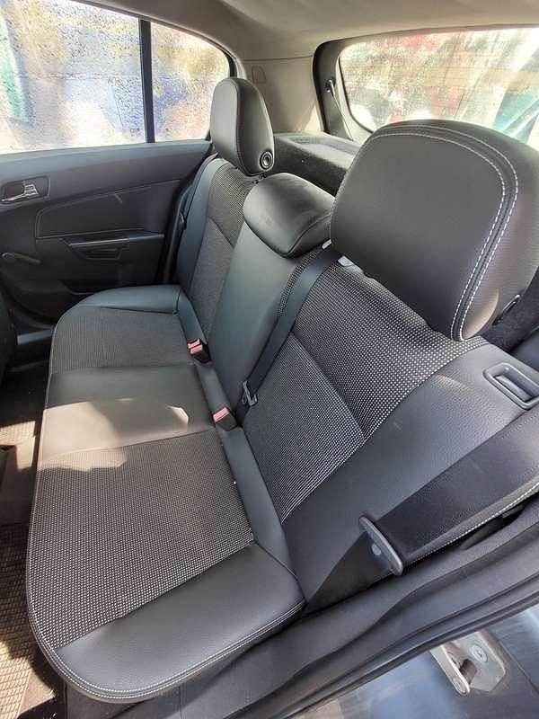 Usata Opel Astra Cosmo 125 CV (91 kW) 2008 Argento Berlina