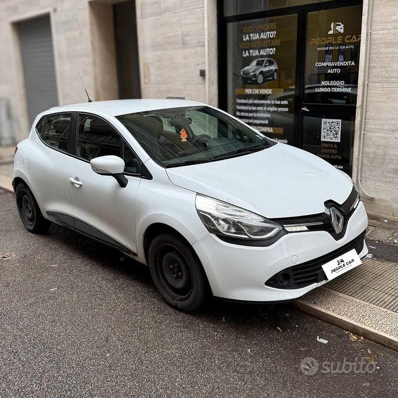 Bianco Usata 2016 Renault Clio IV Berlina | 6900 € (Super prezzo) - Immagine 1/4