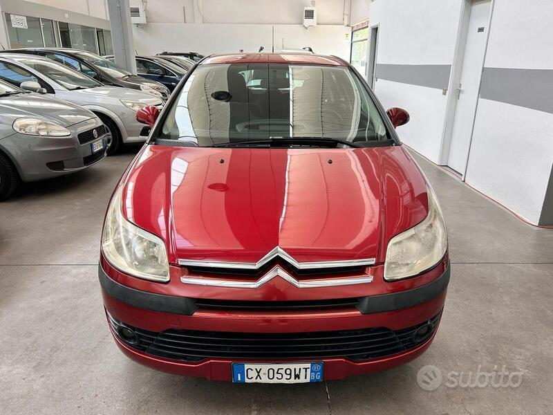 Usato 2005 Citroën C4 1.4 Benzin 88 CV (2.500 €)