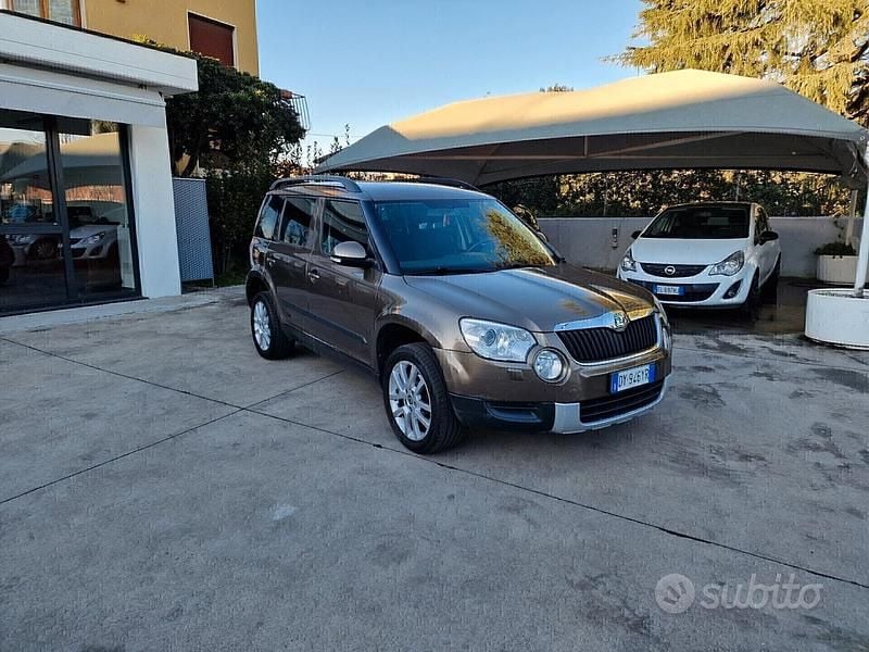 Usata Skoda Yeti Experience 160 CV (117 kW) 2010 Marrone SUV