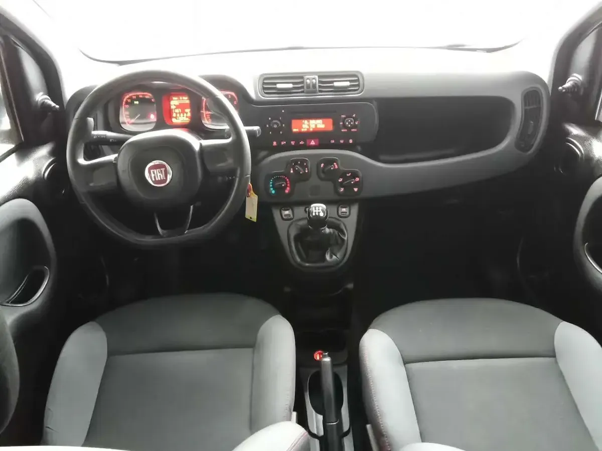Usata Fiat Panda Lounge 69 CV (50 kW) 2018 Grigio Utilitaria