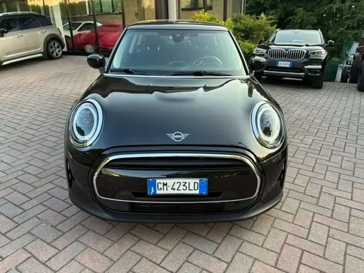 Usata Mini Cooper Classic 136 CV (100 kW) 2022 Nero met. Utilitaria