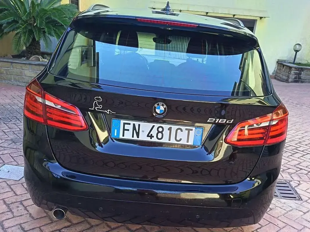 Usata BMW 218 Active Tourer Advantage 150 CV (110 kW) 2016 Nero Monovolume