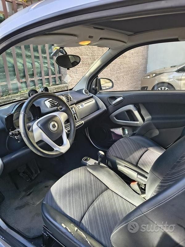 Usata Smart ForTwo Coupé Passion 84 CV (61 kW) 2011 Bianco Coupé