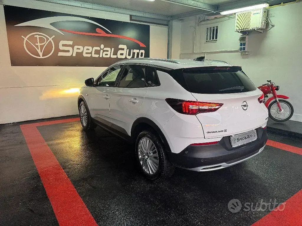 Usata Opel Grandland X Ultimate 131 CV (96 kW) 2019 Bianco SUV