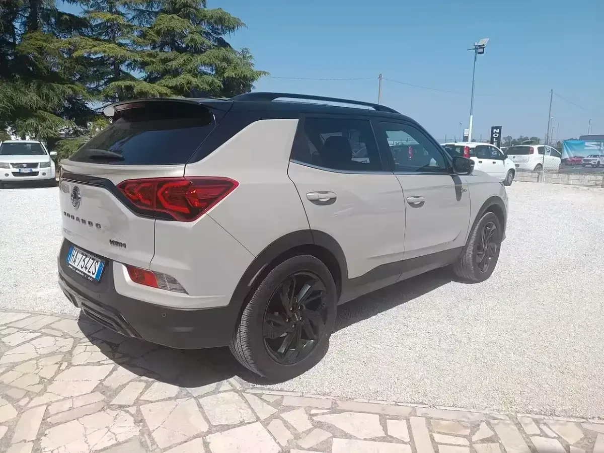 Usata KGM Korando 163 CV (119 kW) 2025 Beige SUV