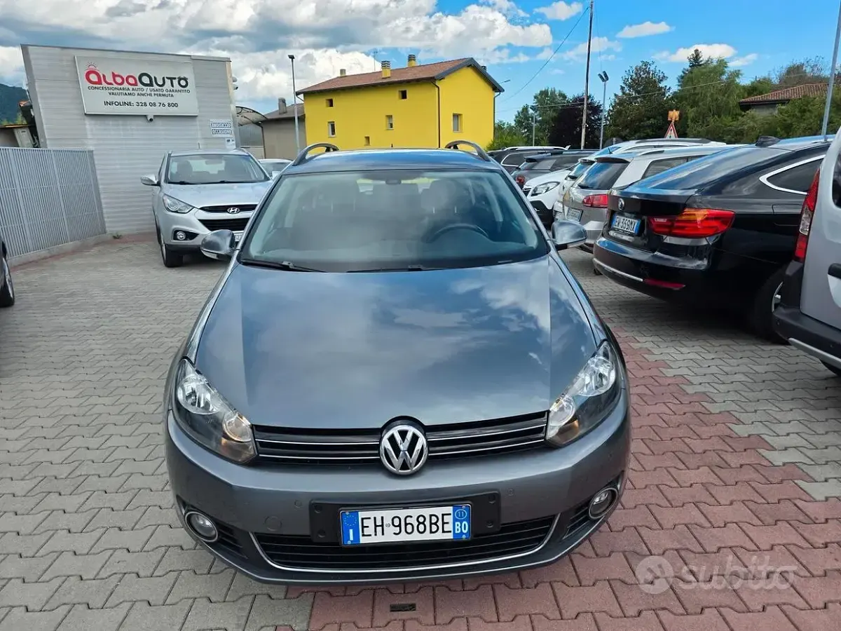 Usata VW Golf VI 140 CV (102 kW) 2011 Grigio Utilitaria
