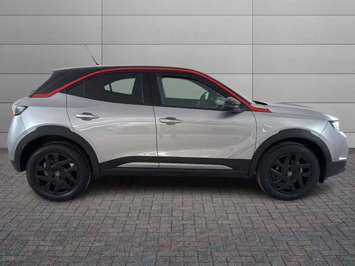 Usata Opel Mokka 101 CV (74 kW) 2022 Grigio SUV