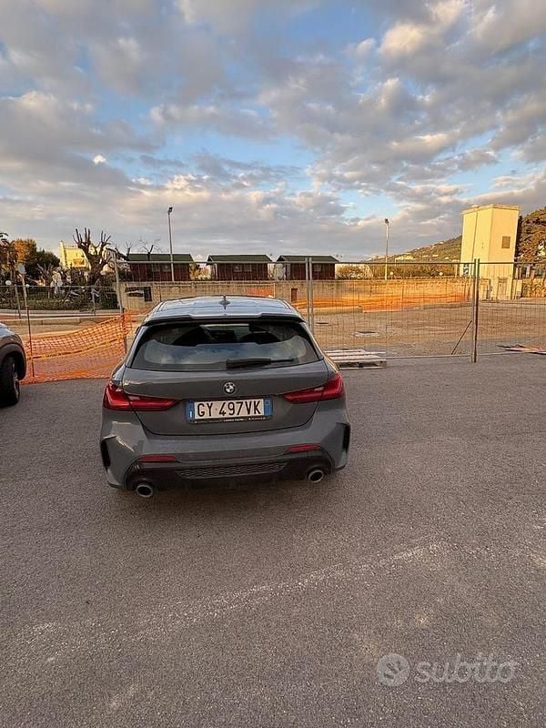 Usata BMW M135 304 CV (223 kW) 2024 Grigio Utilitaria