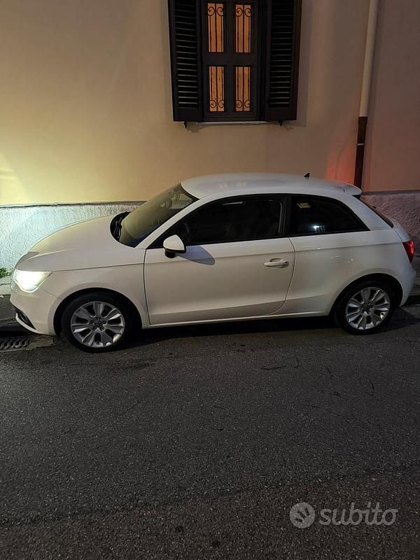 Usata Audi A1 122 CV (89 kW) 2011 Bianco Utilitaria