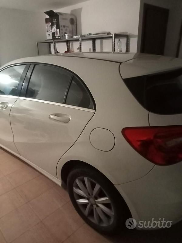 Usata Mercedes A180 2012 Bianco Utilitaria