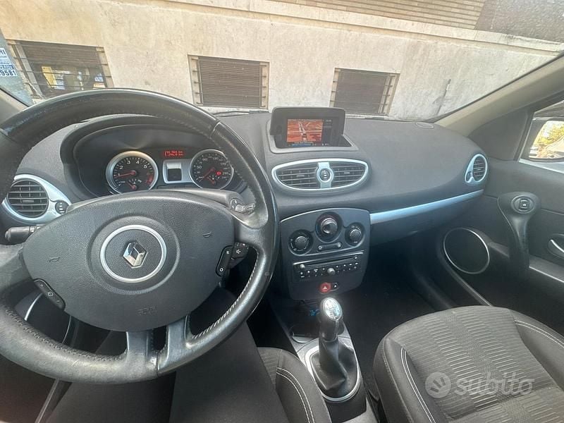 Usata Renault Clio II 82 CV (60 kW) 2009 Nero Berlina