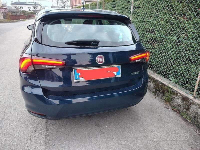 Usata Fiat Tipo 131 CV (96 kW) 2021 Blu Station wagon