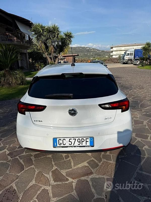 Usata Opel Astra GS Line 122 CV (89 kW) 2020 Bianco Berlina