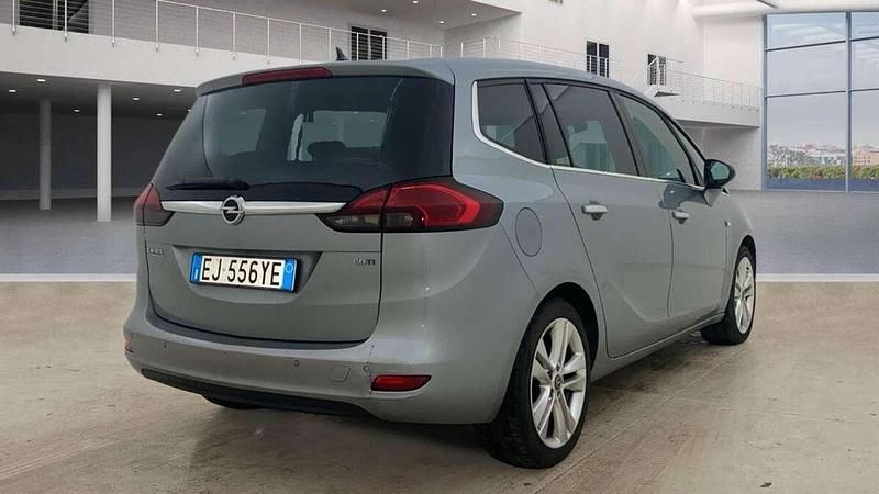 Grigio Usata 2011 Opel Zafira Tourer Monovolume | 7150 € (Cara) - Immagine 1/4