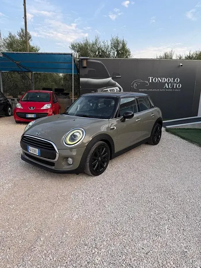 Usata Mini Cooper D Hype 116 CV (85 kW) 2019 Bianco Utilitaria