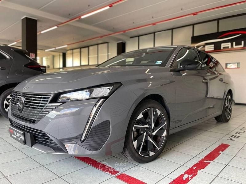 Usata Peugeot 308 Allure 131 CV (96 kW) 2024 Gray Station wagon