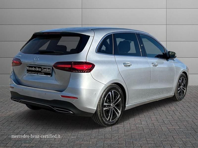 Usata Mercedes B180 Edition 116 CV (85 kW) 2025 Argento hightech Monovolume