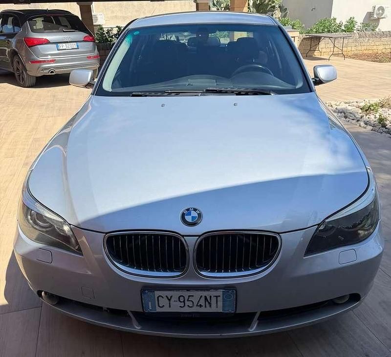 Usata BMW 530 231 CV (169 kW) 2005 Argento Berlina