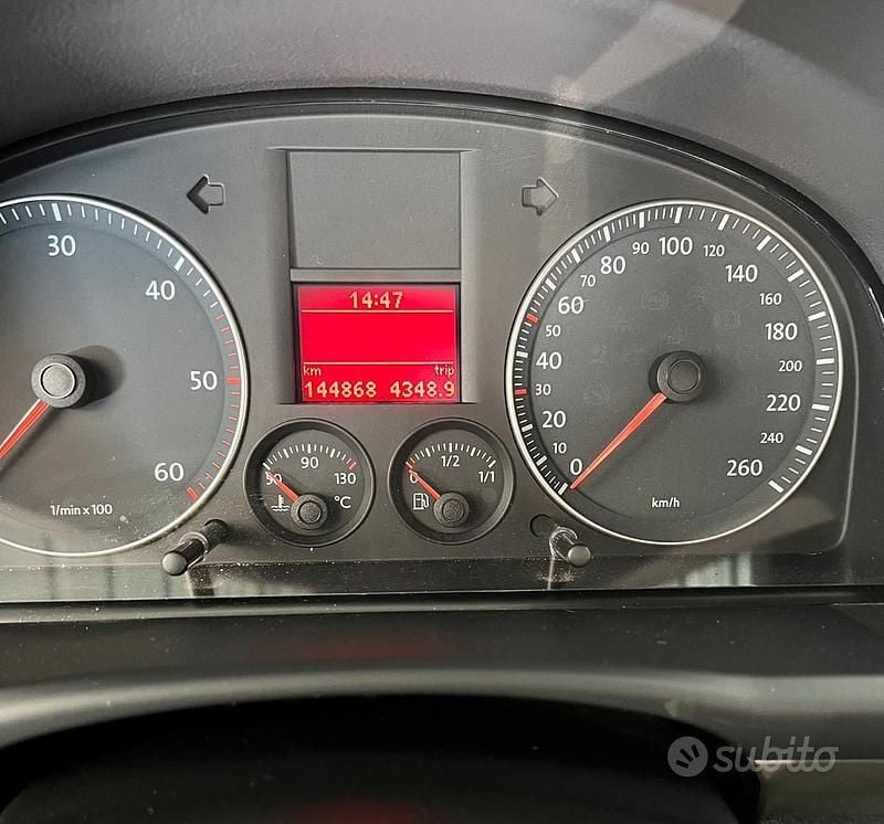 Usata VW Touran 105 CV (77 kW) 2009 Monovolume